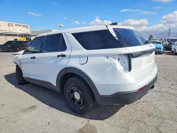 1FM5K8AB2SGA54307 2025 FORD EXPLORER - Image 2