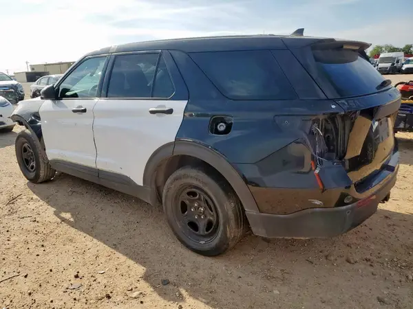 1FM5K8AB3MGB99617 2021 FORD EXPLORER - Image 2