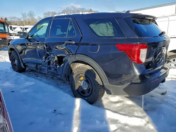 1FM5K8AB3NGA05265 2022 FORD EXPLORER - Image 2