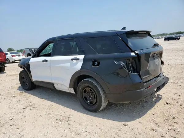 1FM5K8AB3NGA47743 2022 FORD EXPLORER - Image 2