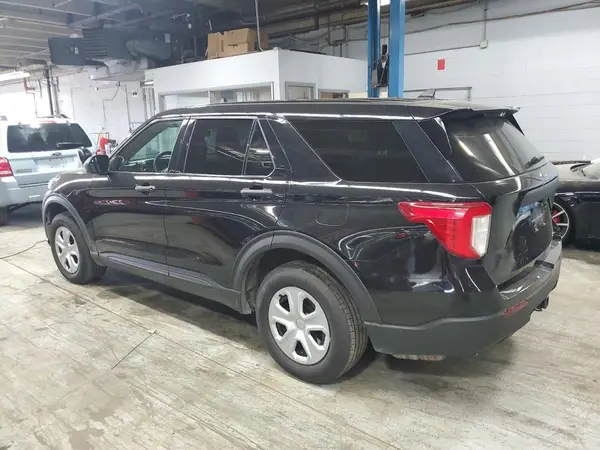 1FM5K8AB4MGA42288 2021 FORD EXPLORER - Image 2