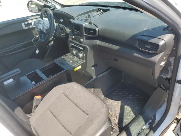 1FM5K8AB4MGB83491 2021 FORD EXPLORER - Image 8