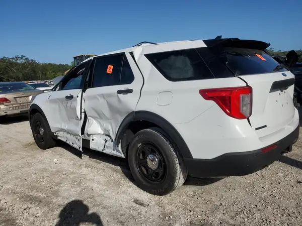 1FM5K8AB4PGB13123 2023 FORD EXPLORER - Image 2
