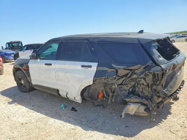 1FM5K8AB4RGA26261 2024 FORD EXPLORER - Image 2