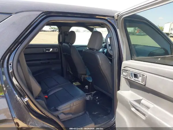 1FM5K8AB5MGB04734 2021 FORD EXPLORER - Image 8
