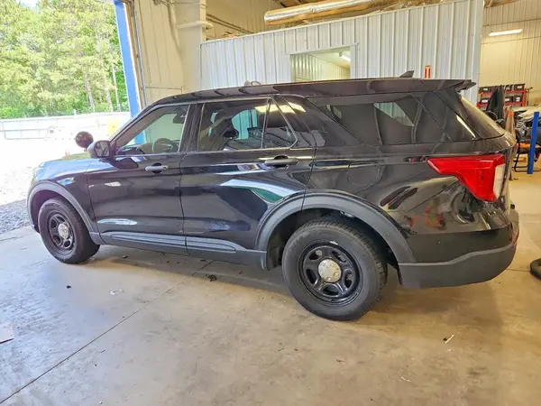 1FM5K8AB5NGA27266 2022 FORD EXPLORER - Image 2