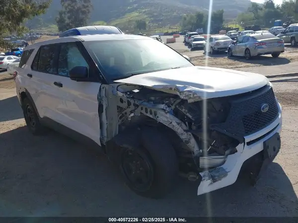 1FM5K8AB5NGB46273 2022 FORD EXPLORER - Image 1