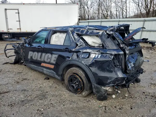 1FM5K8AB5RGA30447 2024 FORD EXPLORER - Image 2
