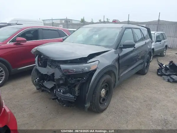 1FM5K8AB5SGA28915 2025 FORD EXPLORER - Image 2