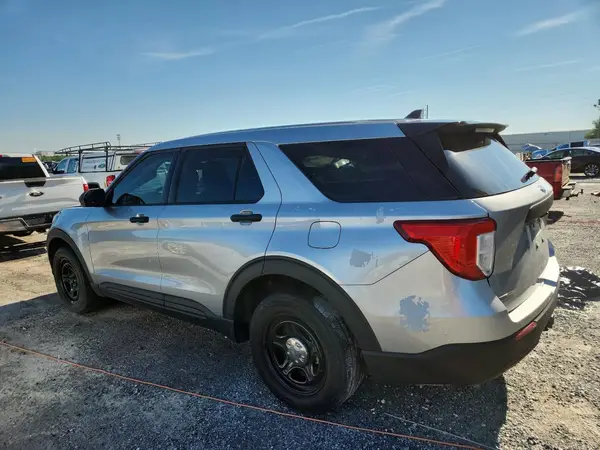 1FM5K8AB6RGA48276 2024 FORD EXPLORER - Image 2