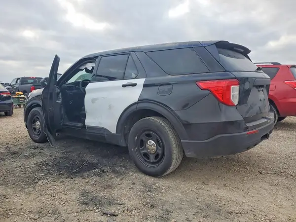 1FM5K8AB6RGA64204 2024 FORD EXPLORER - Image 2