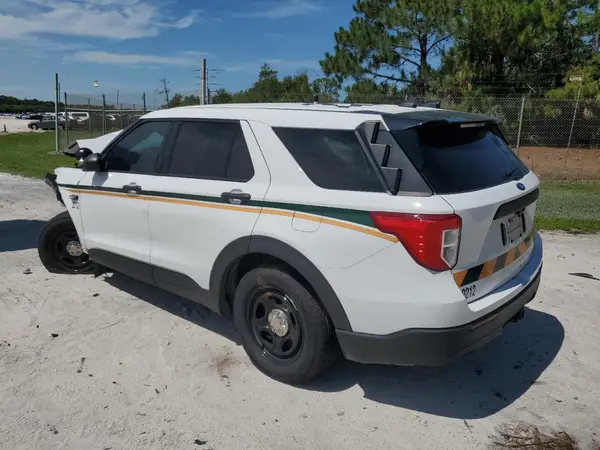 1FM5K8AB7NGA07665 2022 FORD EXPLORER - Image 2