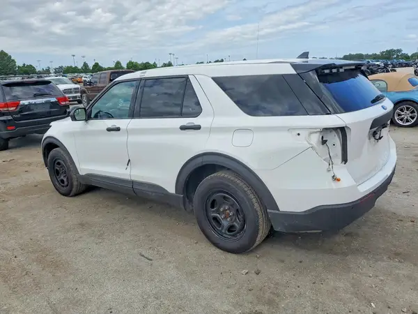 1FM5K8AB7NGB30124 2022 FORD EXPLORER - Image 2