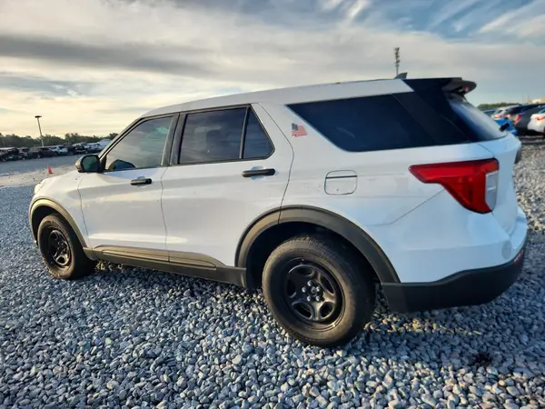 1FM5K8AB7NGB45898 2022 FORD EXPLORER - Image 2