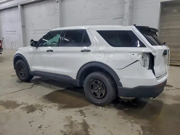 1FM5K8AB7RGA07557 2024 FORD EXPLORER - Image 2