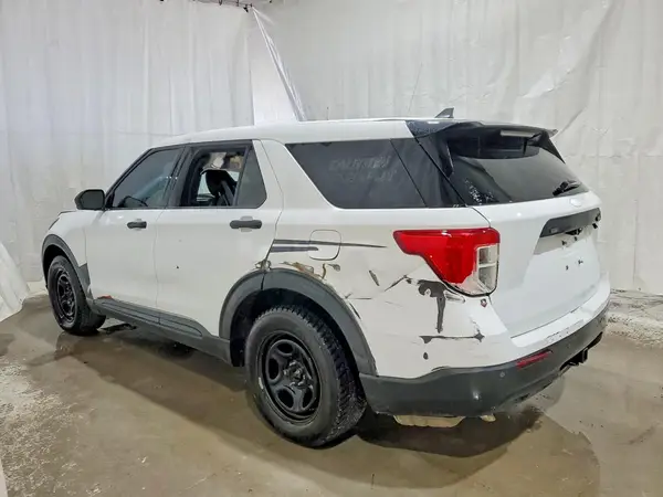 1FM5K8AB8NGA32347 2022 FORD EXPLORER - Image 2