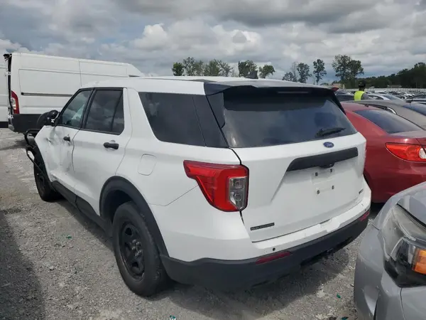 1FM5K8AB8RGA48747 2024 FORD EXPLORER - Image 2