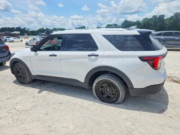 1FM5K8AB8SGA35292 2025 FORD EXPLORER - Image 2