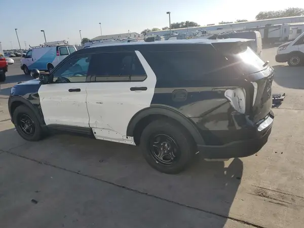 1FM5K8AB9MGA87050 2021 FORD EXPLORER - Image 2