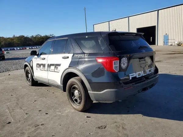 1FM5K8AB9NGB00235 2022 FORD EXPLORER - Image 2