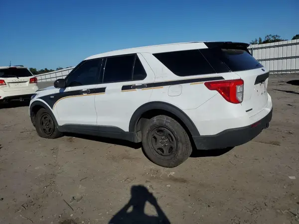 1FM5K8AB9RGA70417 2024 FORD EXPLORER - Image 2