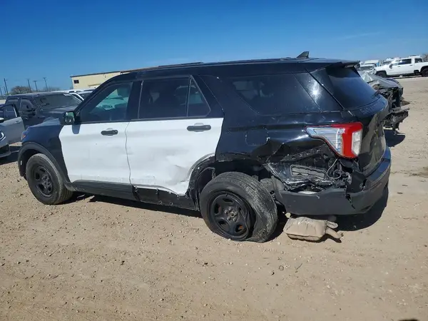 1FM5K8ABXNGA58111 2022 FORD EXPLORER - Image 2