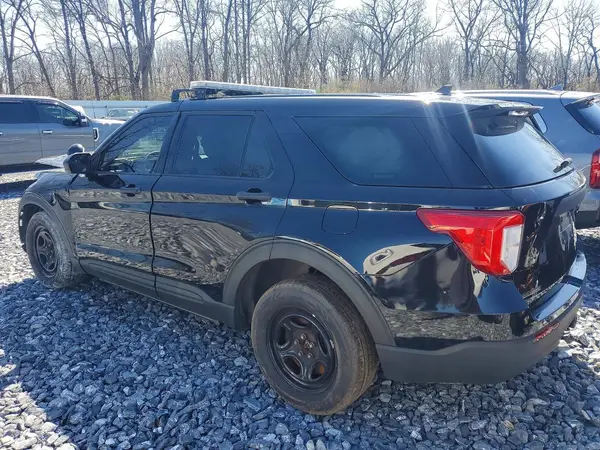 1FM5K8AC2NGB45686 2022 FORD EXPLORER - Image 2