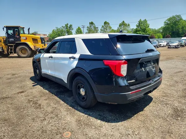 1FM5K8AC4MNA08582 2021 FORD EXPLORER - Image 2