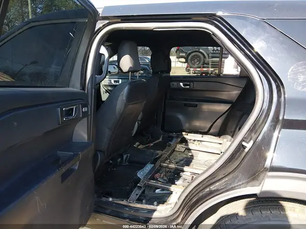 1FM5K8AC6MNA04890 2021 FORD EXPLORER - Image 8