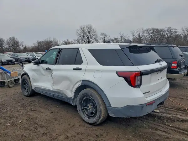 1FM5K8AC6SGB54385 2025 FORD EXPLORER - Image 2