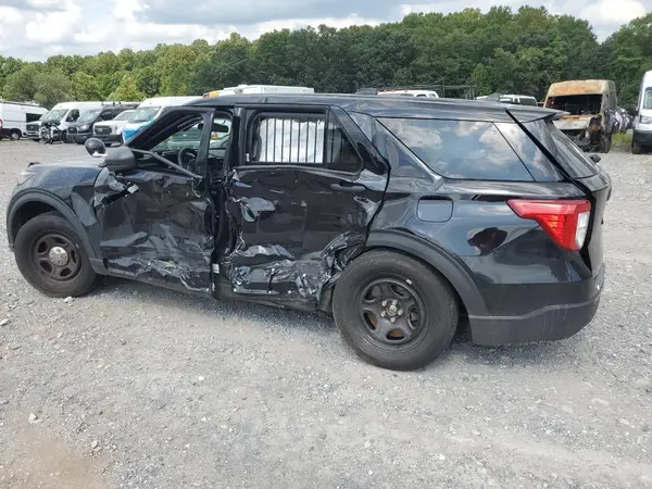 1FM5K8ACXRGA85792 2024 FORD EXPLORER - Image 2
