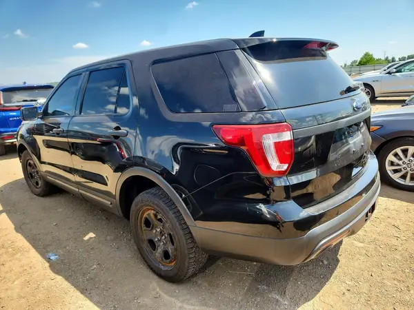 1FM5K8AR0GGB13343 2016 FORD EXPLORER - Image 2