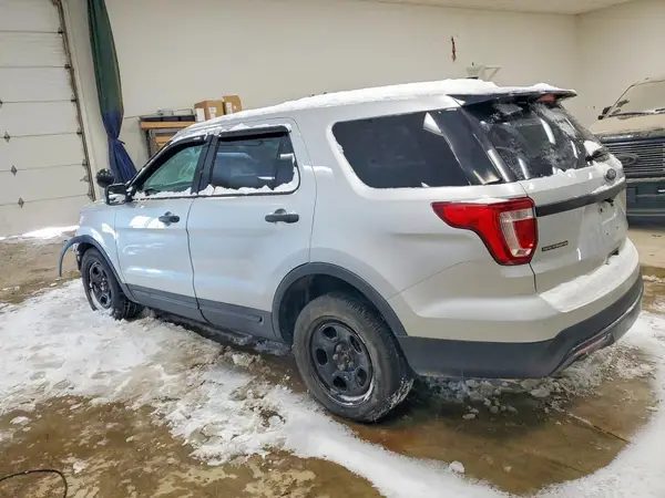 1FM5K8AR0GGC61007 2016 FORD EXPLORER - Image 2