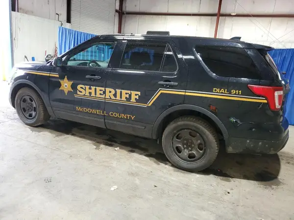 1FM5K8AR0GGC92922 2016 FORD EXPLORER - Image 2