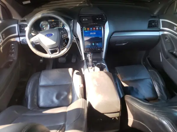 1FM5K8AR0HGB40737 2017 FORD EXPLORER - Image 8