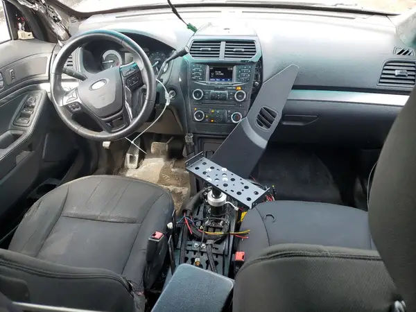 1FM5K8AR0HGB82759 2017 FORD EXPLORER - Image 8