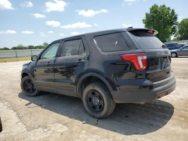 1FM5K8AR0HGB92966 2017 FORD EXPLORER - Image 2