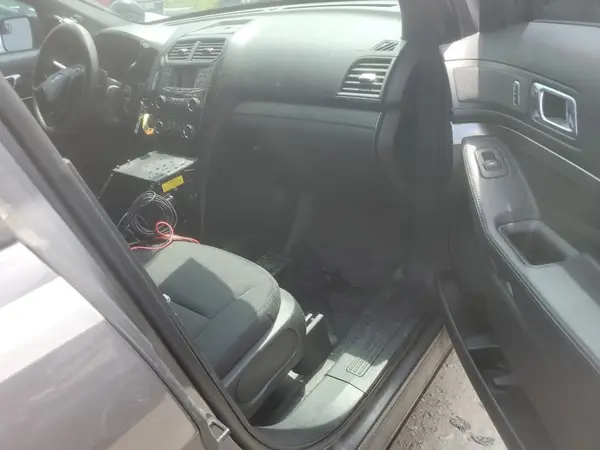 1FM5K8AR0HGC26145 2017 FORD EXPLORER - Image 8