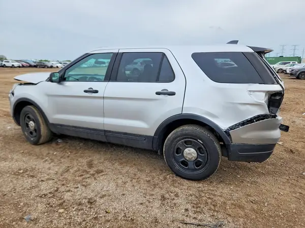 1FM5K8AR0JGA05151 2018 FORD EXPLORER - Image 2