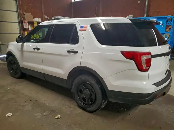 1FM5K8AR0JGA05313 2018 FORD EXPLORER - Image 2