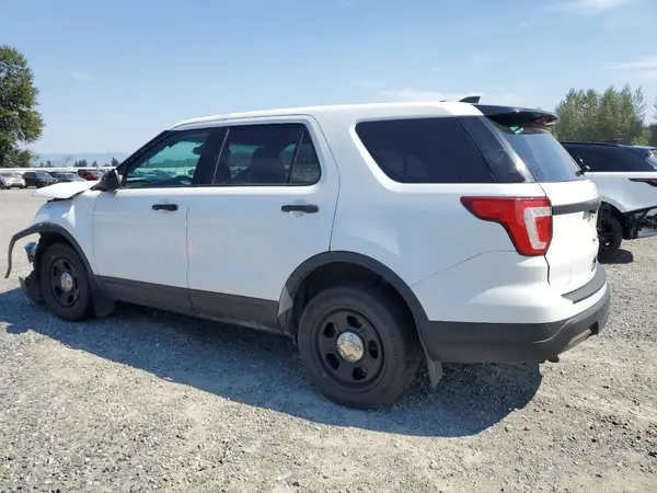 1FM5K8AR0JGB19862 2018 FORD EXPLORER - Image 2