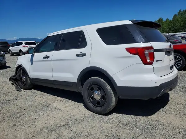 1FM5K8AR1GGC08445 2016 FORD EXPLORER - Image 2