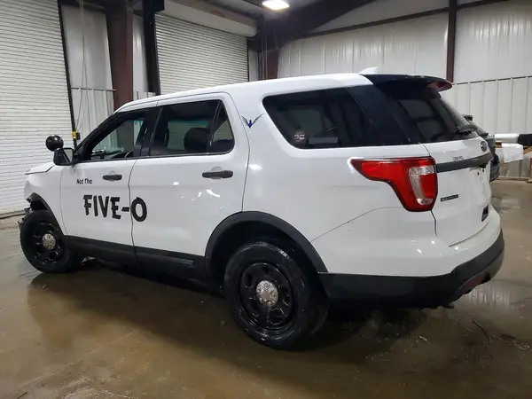 1FM5K8AR1GGC73411 2016 FORD EXPLORER - Image 2