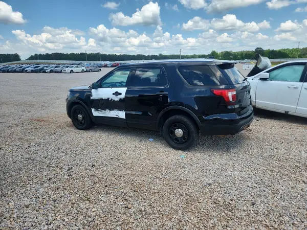 1FM5K8AR1GGD15950 2016 FORD EXPLORER - Image 2