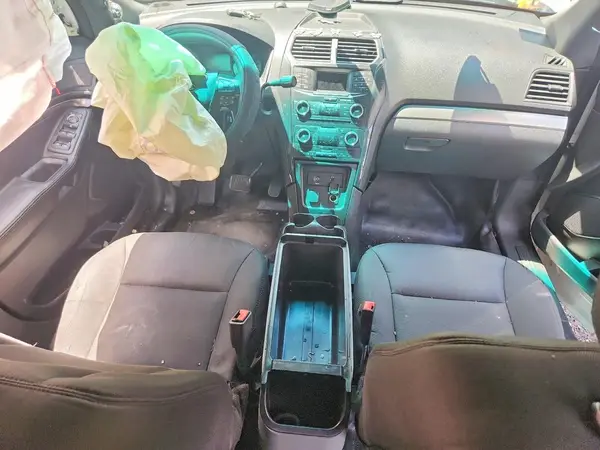 1FM5K8AR1HGA94738 2017 FORD EXPLORER - Image 8