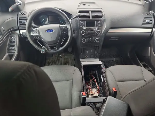 1FM5K8AR1HGB93768 2017 FORD EXPLORER - Image 8