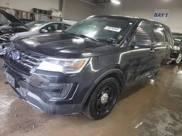 1FM5K8AR1HGC35369 2017 FORD EXPLORER - Image 1