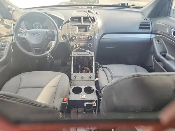 1FM5K8AR1HGC57940 2017 FORD EXPLORER - Image 8