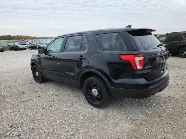 1FM5K8AR1HGC86158 2017 FORD EXPLORER - Image 2