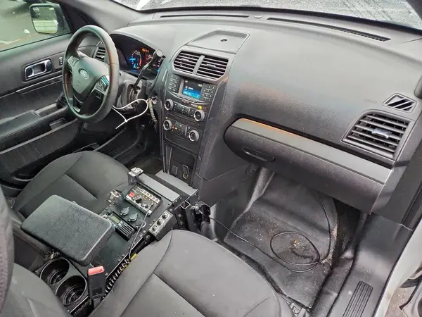 1FM5K8AR1HGD58945 2017 FORD EXPLORER - Image 8